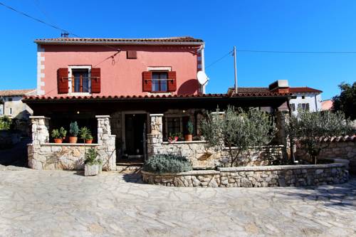 Sveti Lovreč Pazenatički Kroatien Hotelbuchungs-Promocode Booking.com