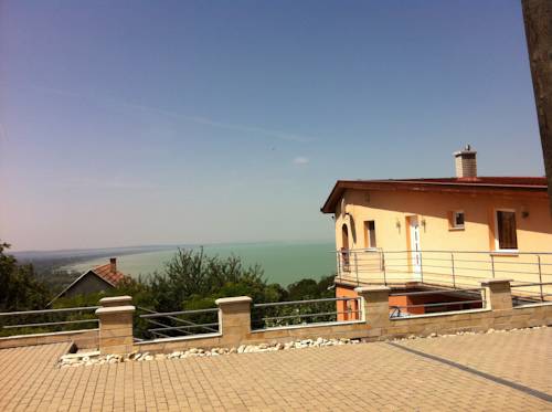 Fonyód Ungarn Hotelbuchungs-Promocode Booking.com