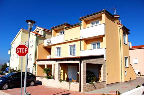 Povljana Kroatien Hotelbuchungs-Promocode Booking.com